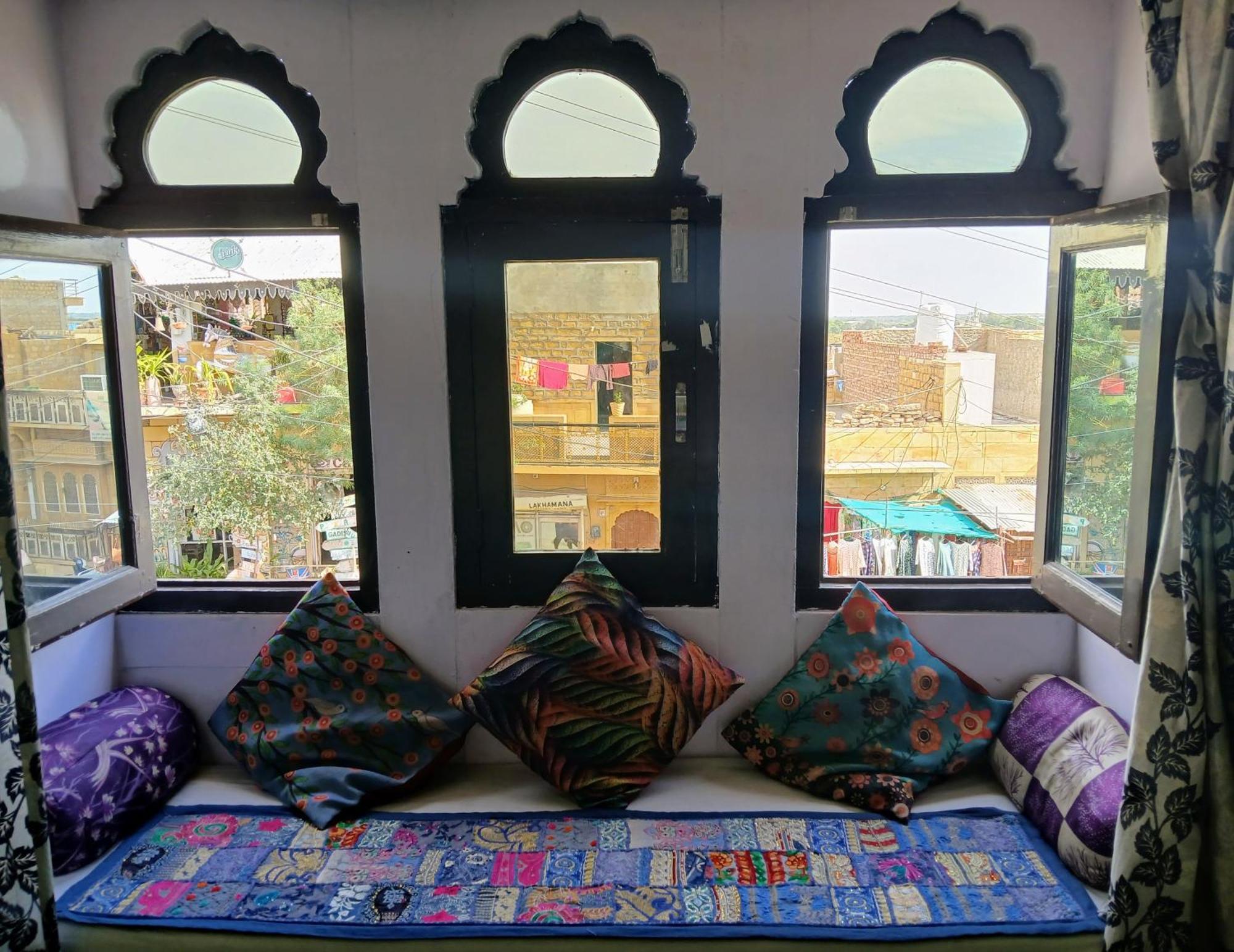 Crazy Camel Hotel &Safari Jaisalmer Esterno foto