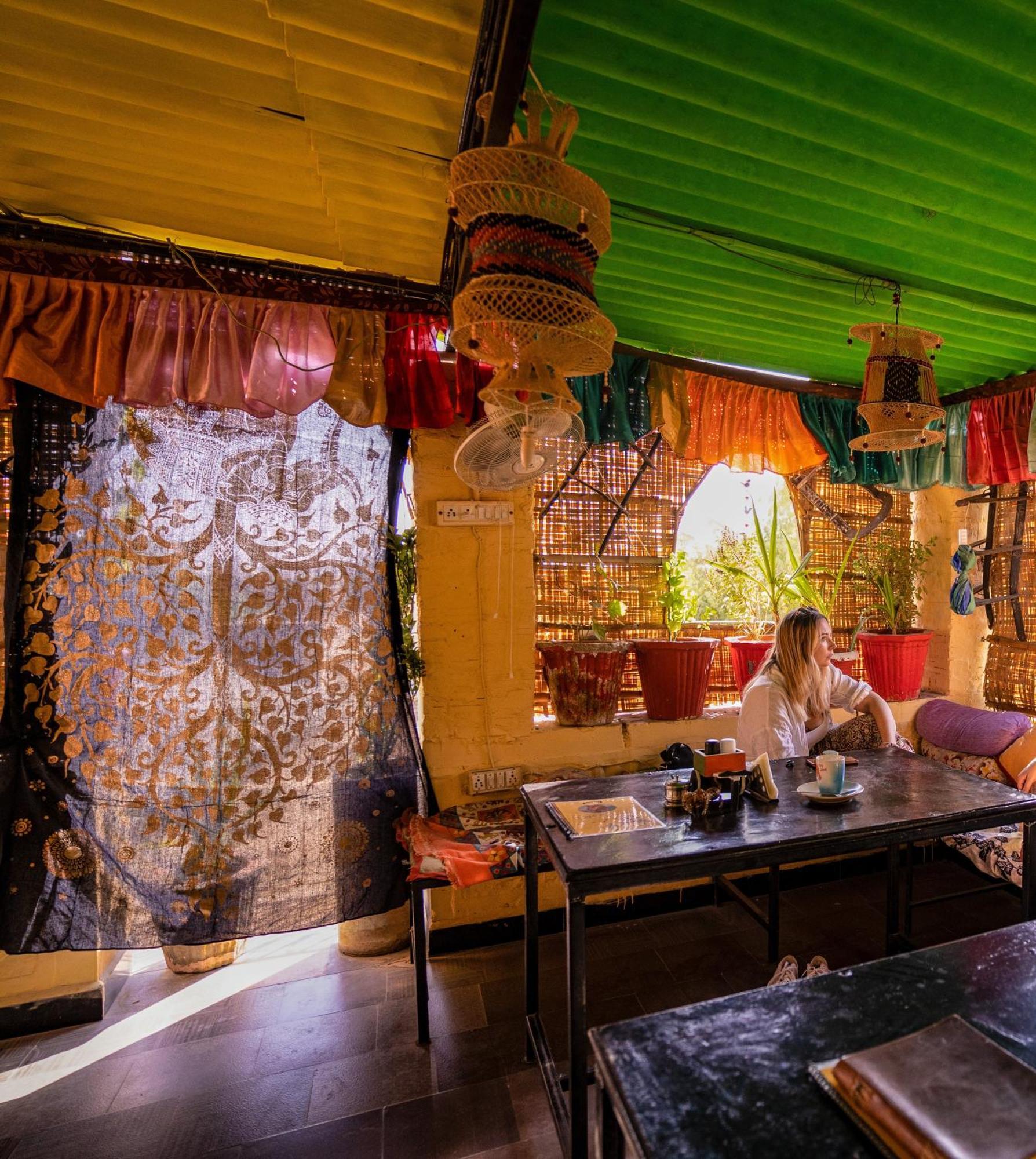 Crazy Camel Hotel &Safari Jaisalmer Esterno foto